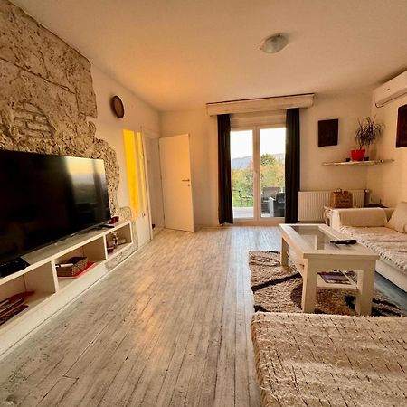 Apartament Mala Oaza Čačak Zewnętrze zdjęcie