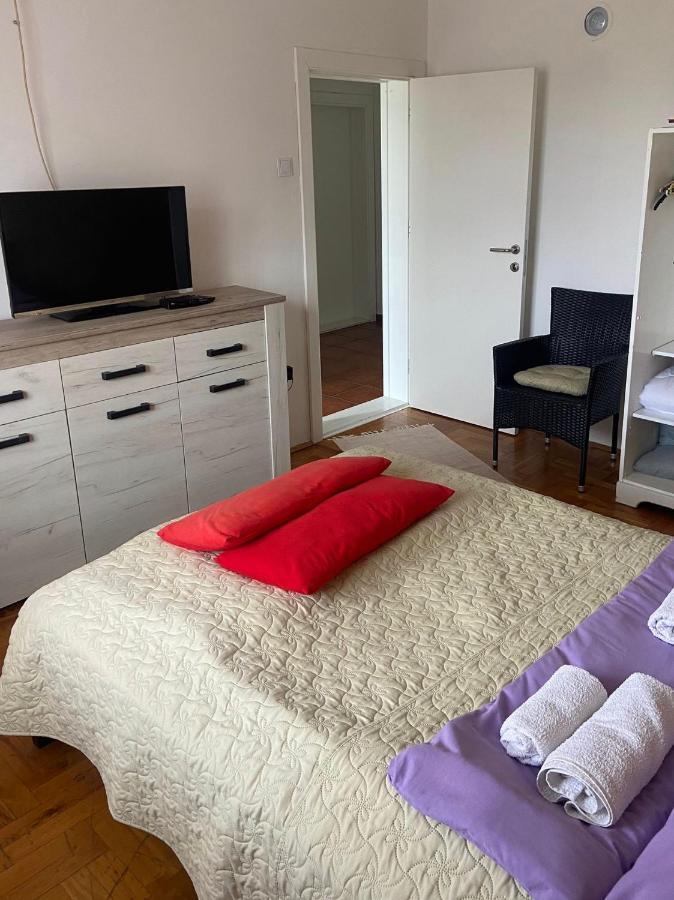 Apartament Mala Oaza Čačak Zewnętrze zdjęcie