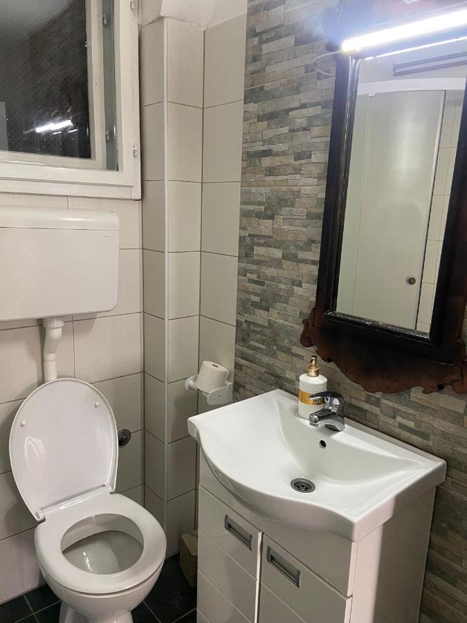 Apartament Mala Oaza Čačak Zewnętrze zdjęcie