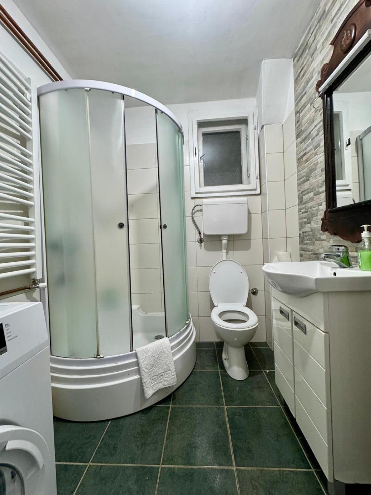 Apartament Mala Oaza Čačak Zewnętrze zdjęcie